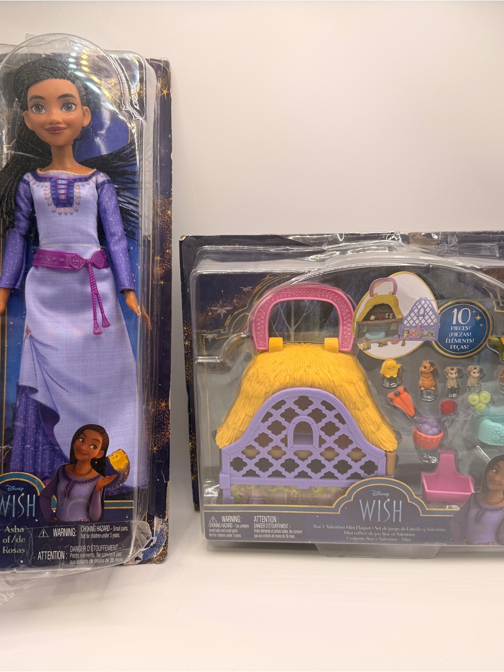 Disney Wish Asha of Rosas action doll and 10 piece playset with house NWT